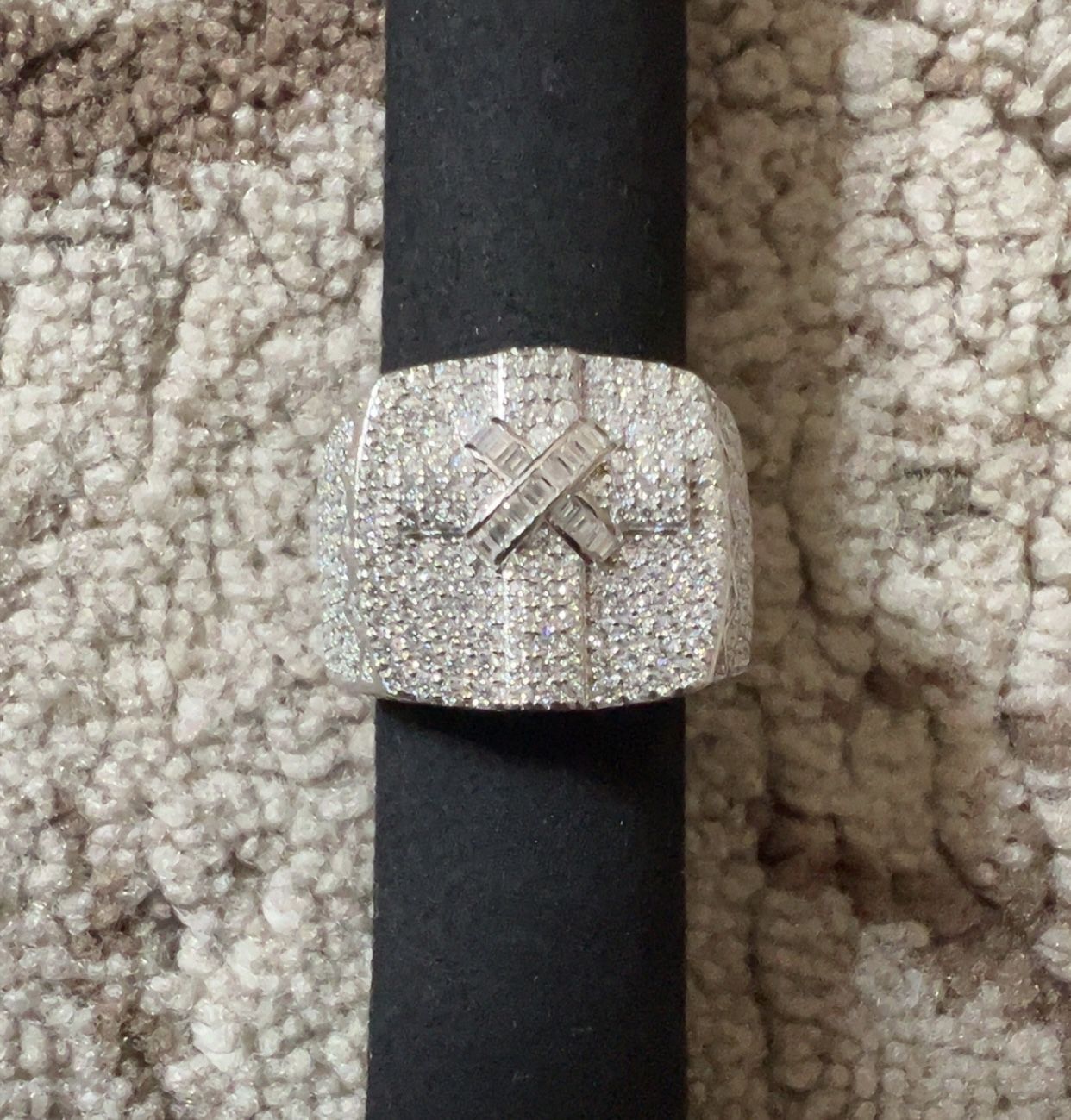 Mens Cross Ring