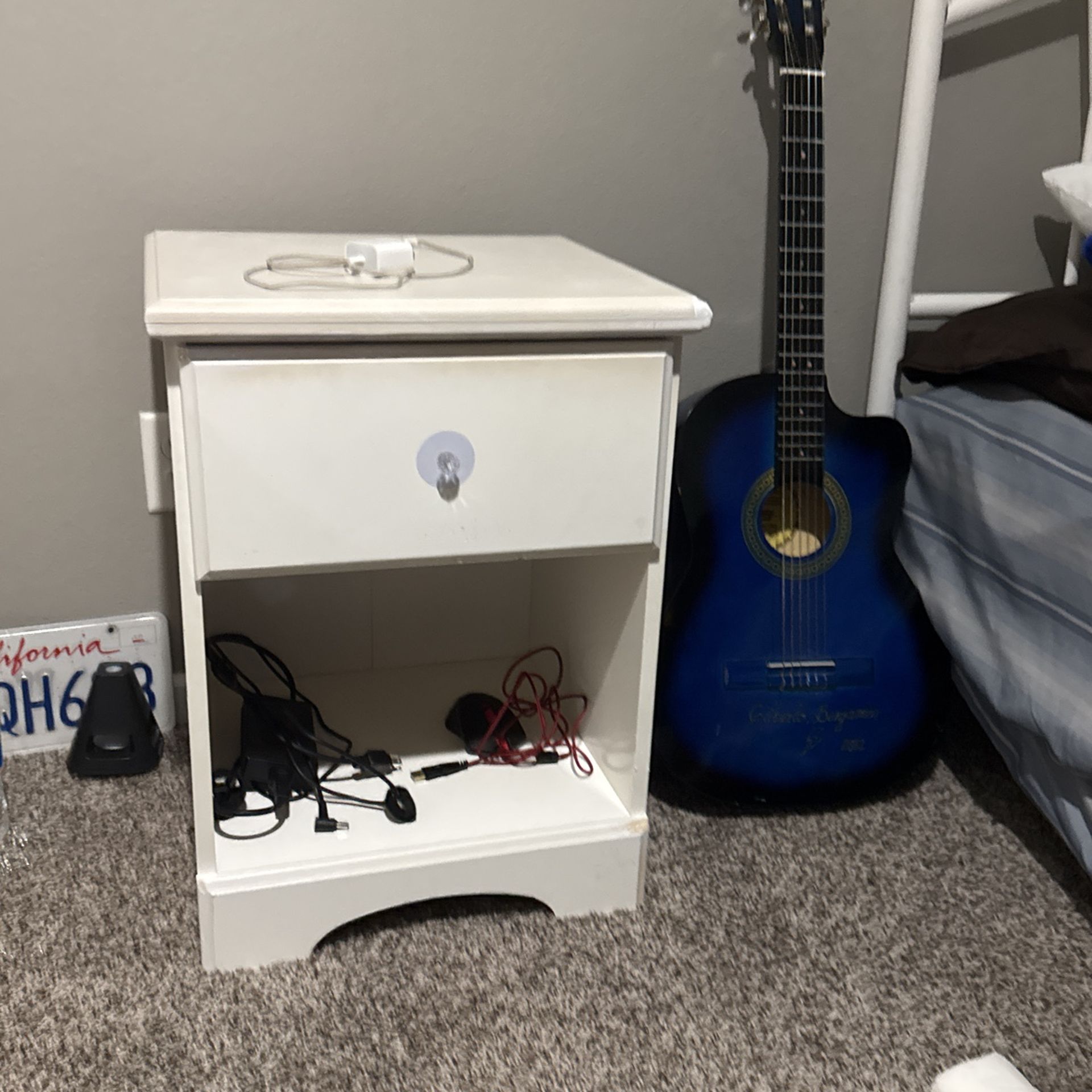 1 Drawer Bedside Table