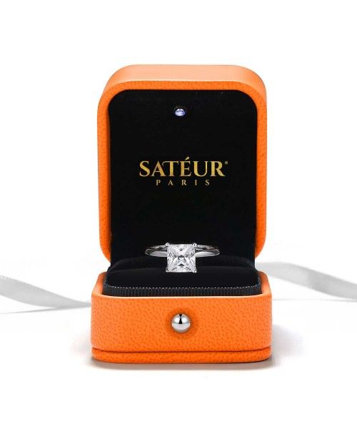 Princess Cut 2 Carat Size 5.5 Moissanite platinum finished rings 90% off retail