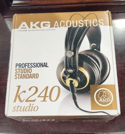 AKG Acoustic Professional Headphones