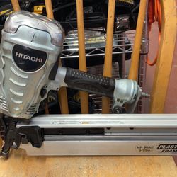 NR90AE(S1) 3-1/2" Plastic Collated Framing Nailer