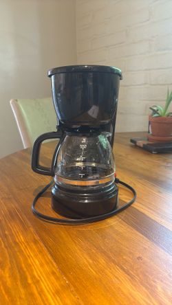 drip coffee Maker Type Jug Whith Capacity For five Cups.