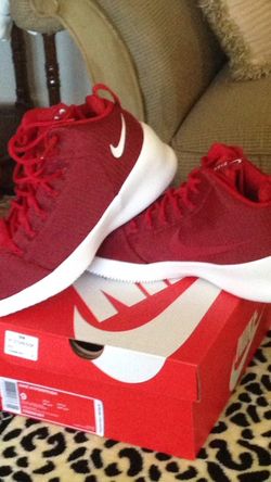 Nike shoes size 9 new new