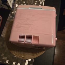 Pink Mini Portable Fridge – New