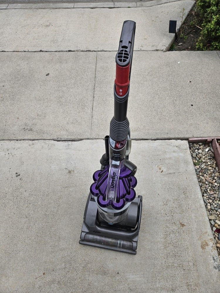 Dyson Vacuum