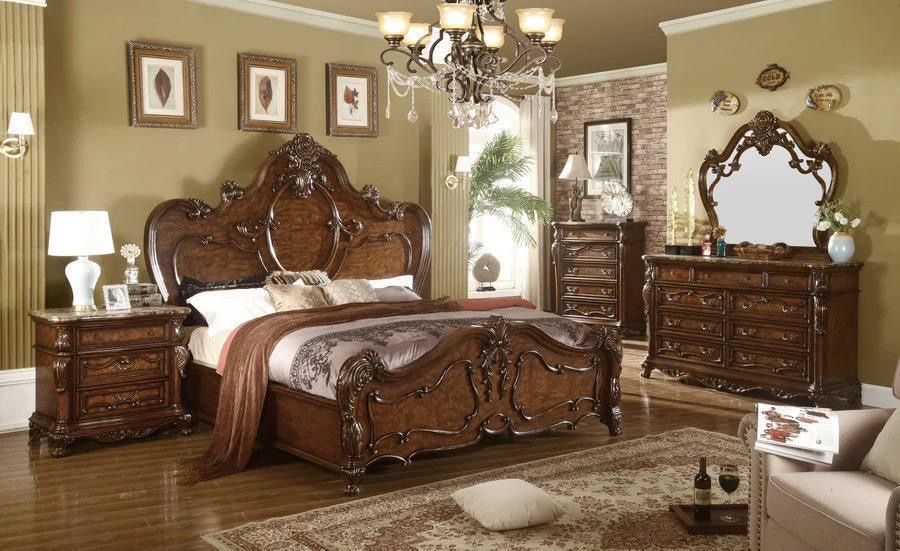 4pc Cherry Oak Carved Wood Ornate Bedroom Set K $2300 /Q $2100