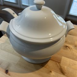 3-Piece Soup/chili, stew Tureen (3.5 qt.)  