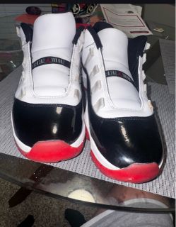 Jordan 11 Retro Concord Low