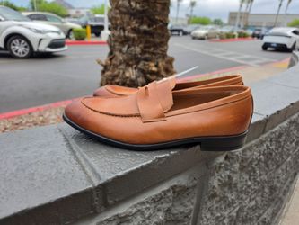 Bruno Magli. Men’s Leather Shoes Size 11
Authentic 
Look like new Original 
Perfect condition 
Regular price $395
Cost me $159.95 + tax on sal