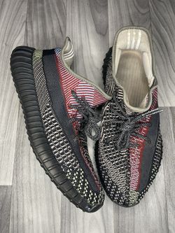 Yecheil Yeezy 350s