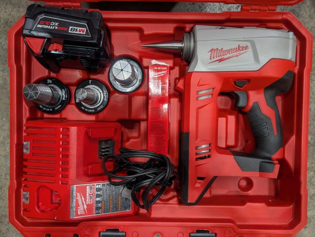 2632-22XC M18 Milwaukee 1"-1-1/4" Pex Expander