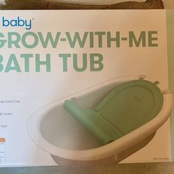 NIB GROW WITH ME Bath tub 0-24 Months