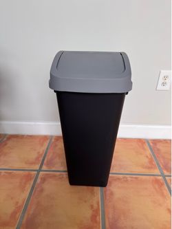 Glad Trash Can