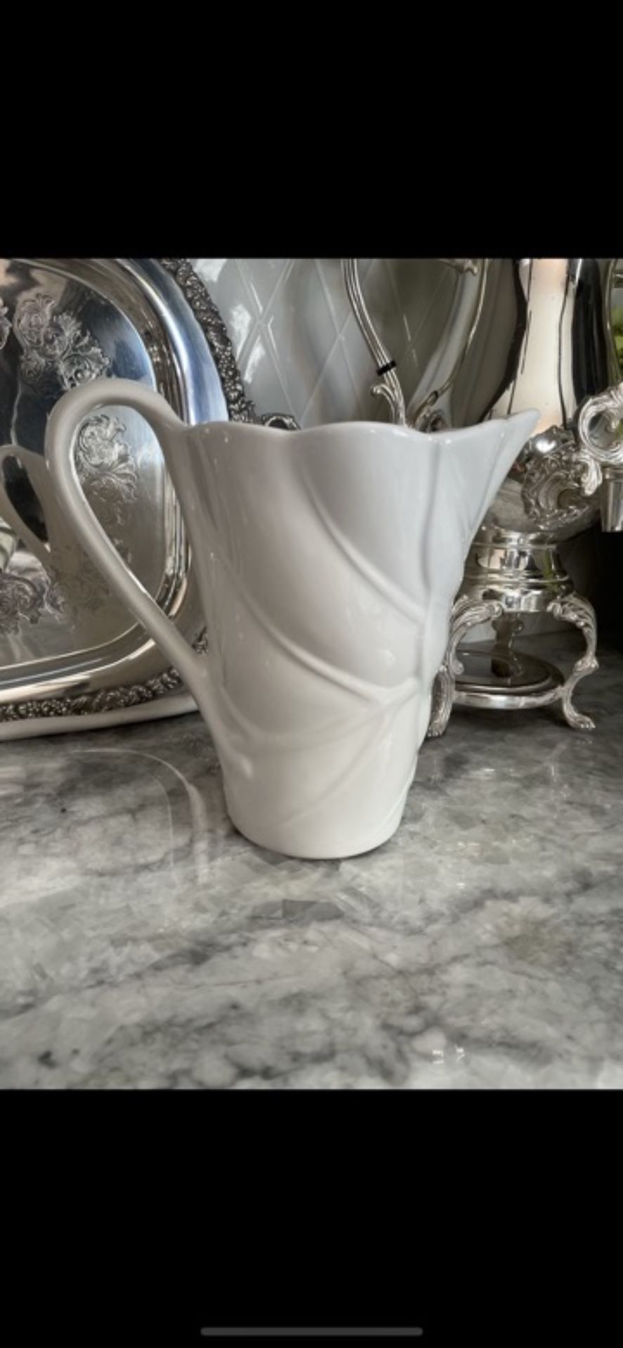 Beautiful Ceramic Pitcher Or Can Be Used As A Vase For Flowers π