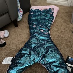 Girls Toys/Games/Arts And crafts