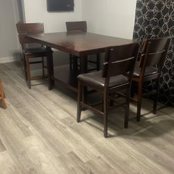 Dining Room Table With 4 Chairs 