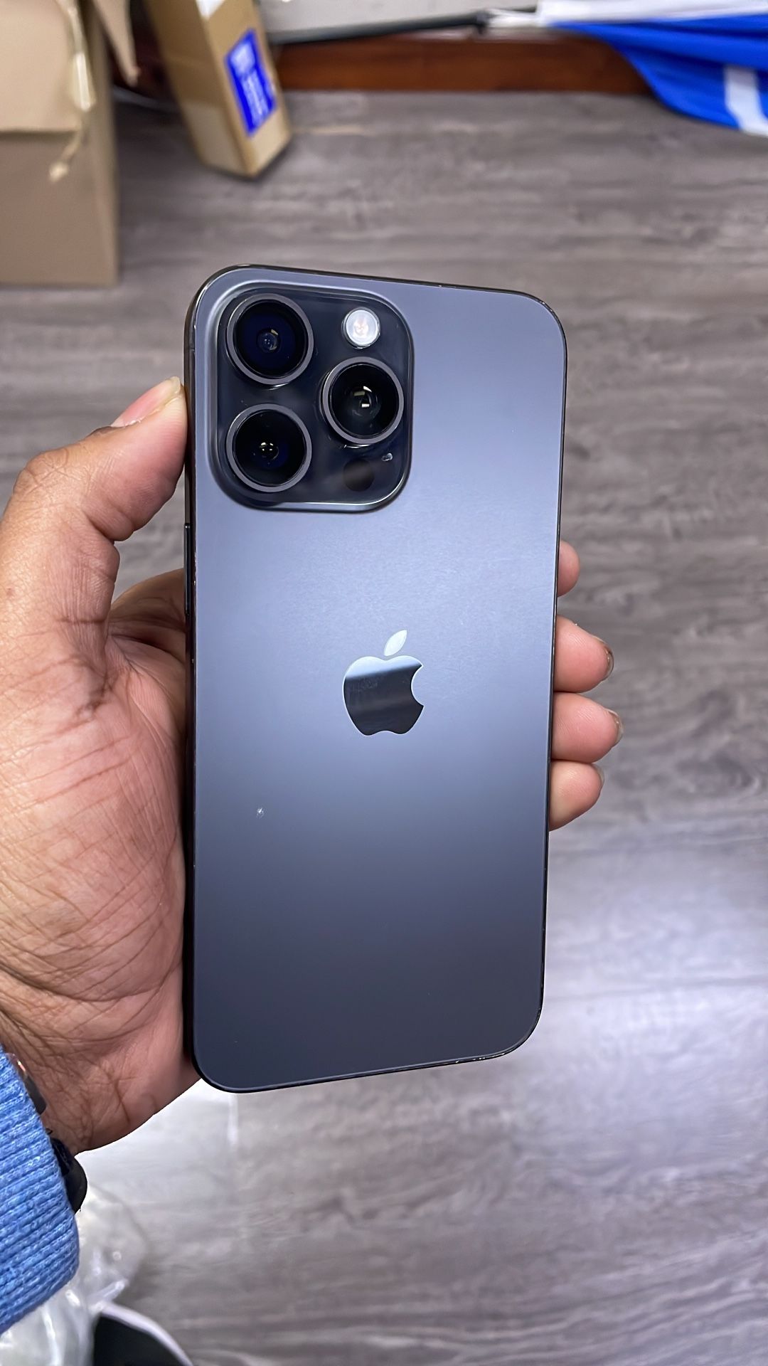 iPhone 15 Pro Max 256GB Unlocked