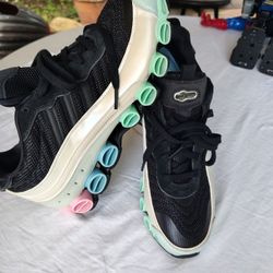 ADIDAS BOUNCE SNEAKERS 