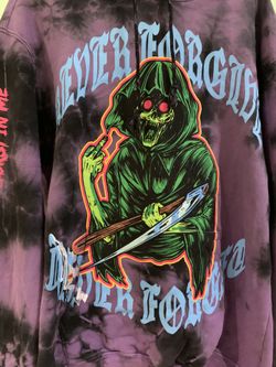 Broken promises never forgive black hoodie hotsell
