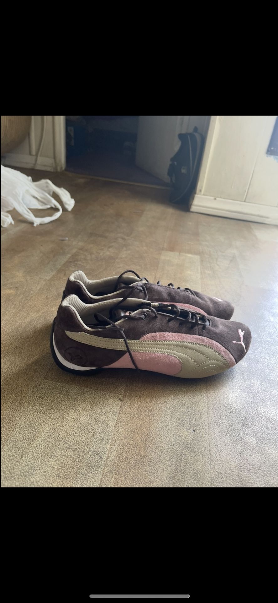 Womens PUMA Speedcat OG Athletic Shoe brown and pink Size 9 1/2 For Woman