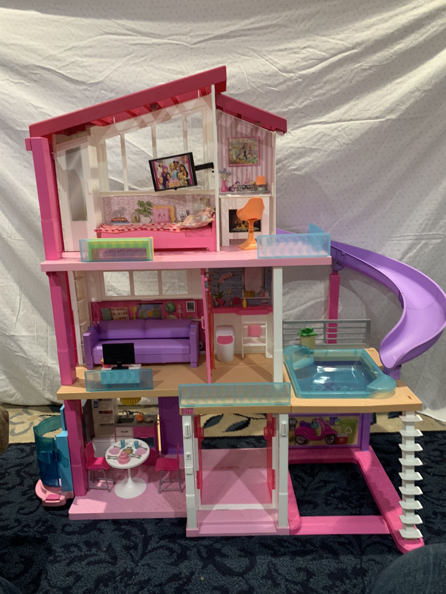 Barbie Dream House $90 obo