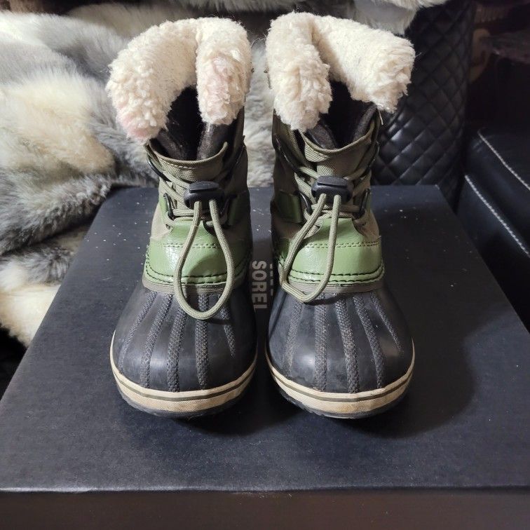 Sorel Winter Boot Kids Size 13