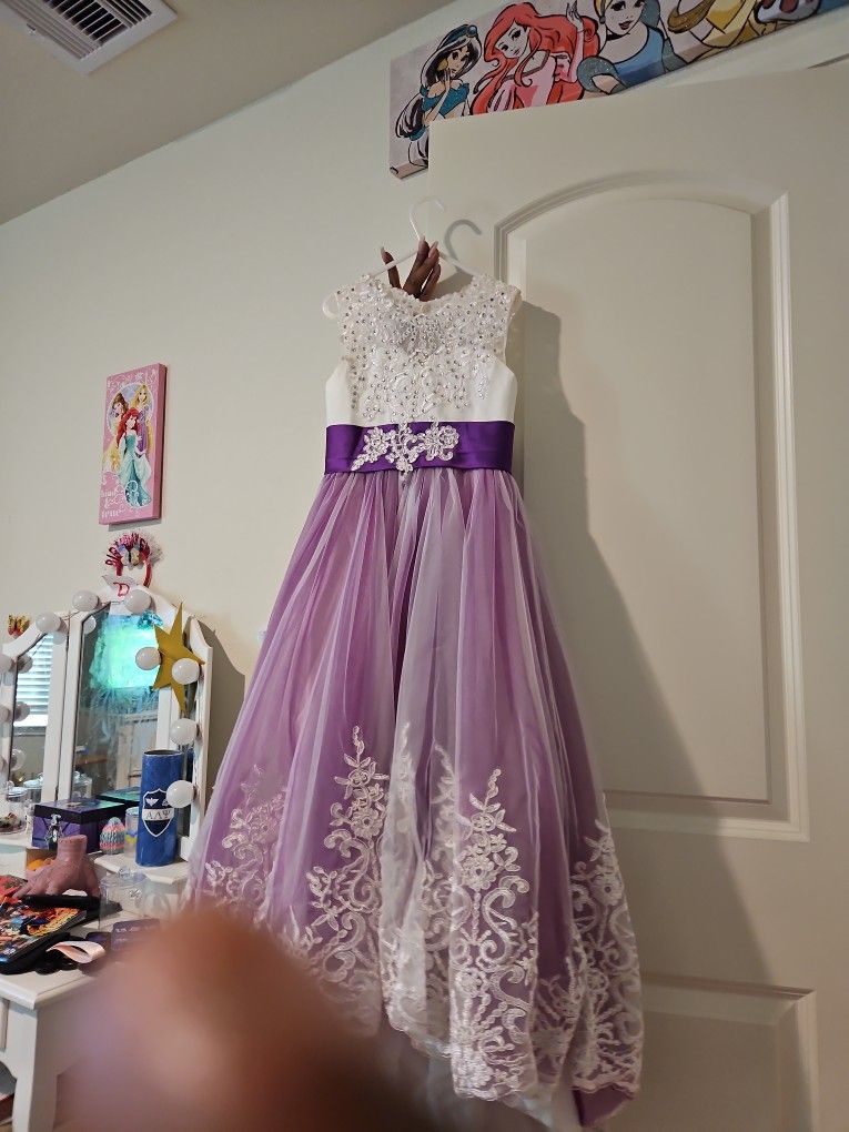 Formal Pagent Dress. Size 6