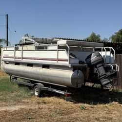 1994 Pontoon Boat 