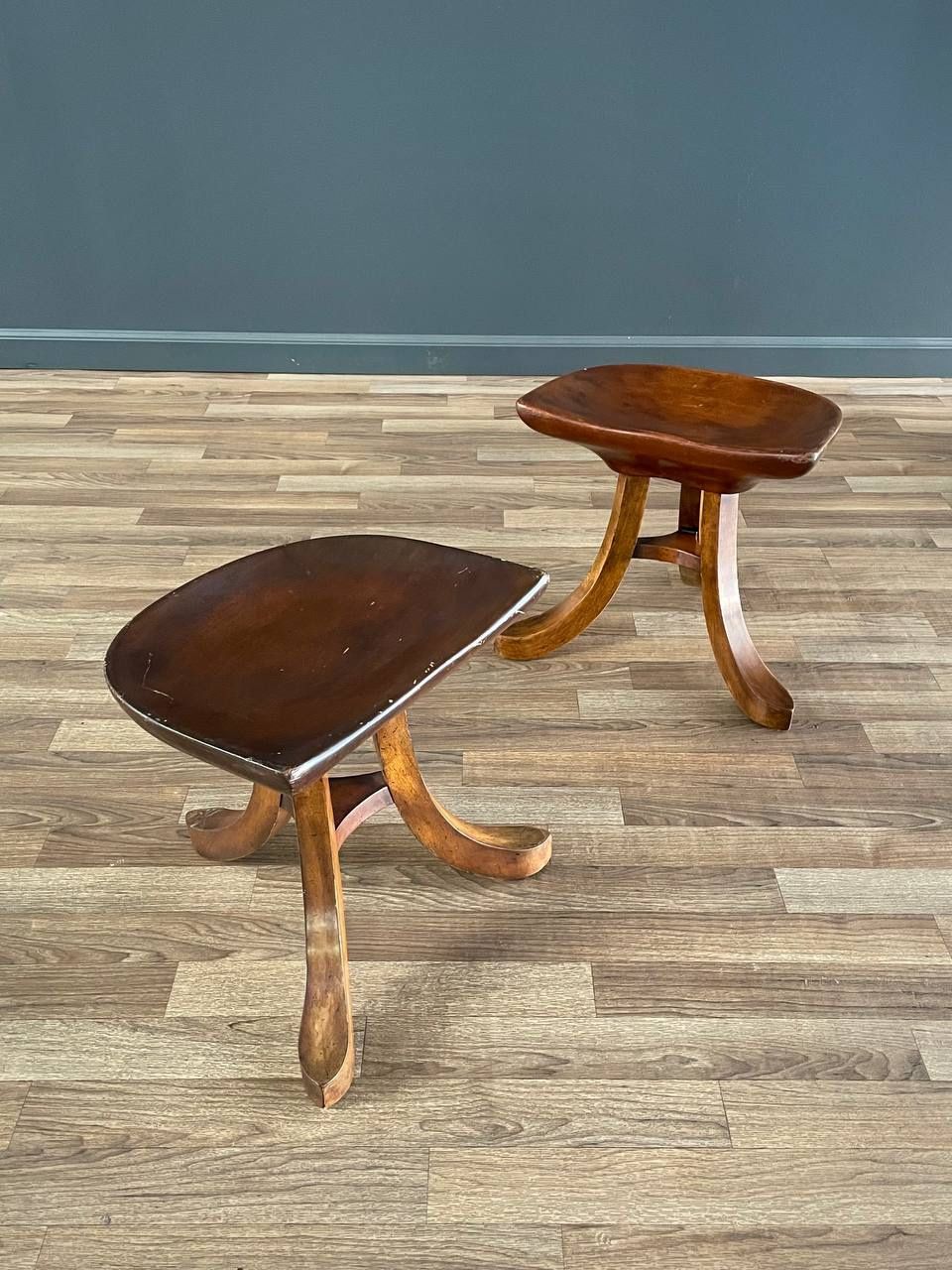 Pair of Vintage Rustic Farmhouse Tripod Park Avenue Stools by Smith & Watson, c.1950’s
- Delivery Available