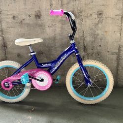 Kids bicycle with training wheels