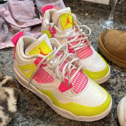 Girls Jordan’s Youth 13 