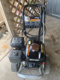 Mi-T-M Honda Motor GX 200 Pressure Washer 3200 Psi 2.4 GPM