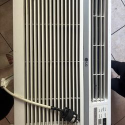 LG AC Wall