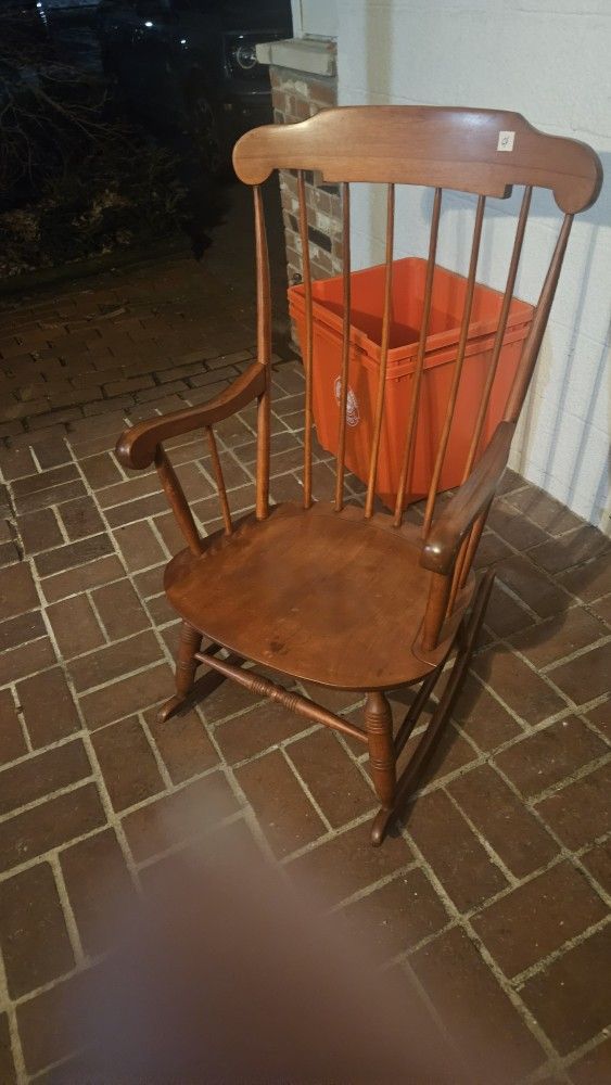 Nichols & Stone Rocking Chair