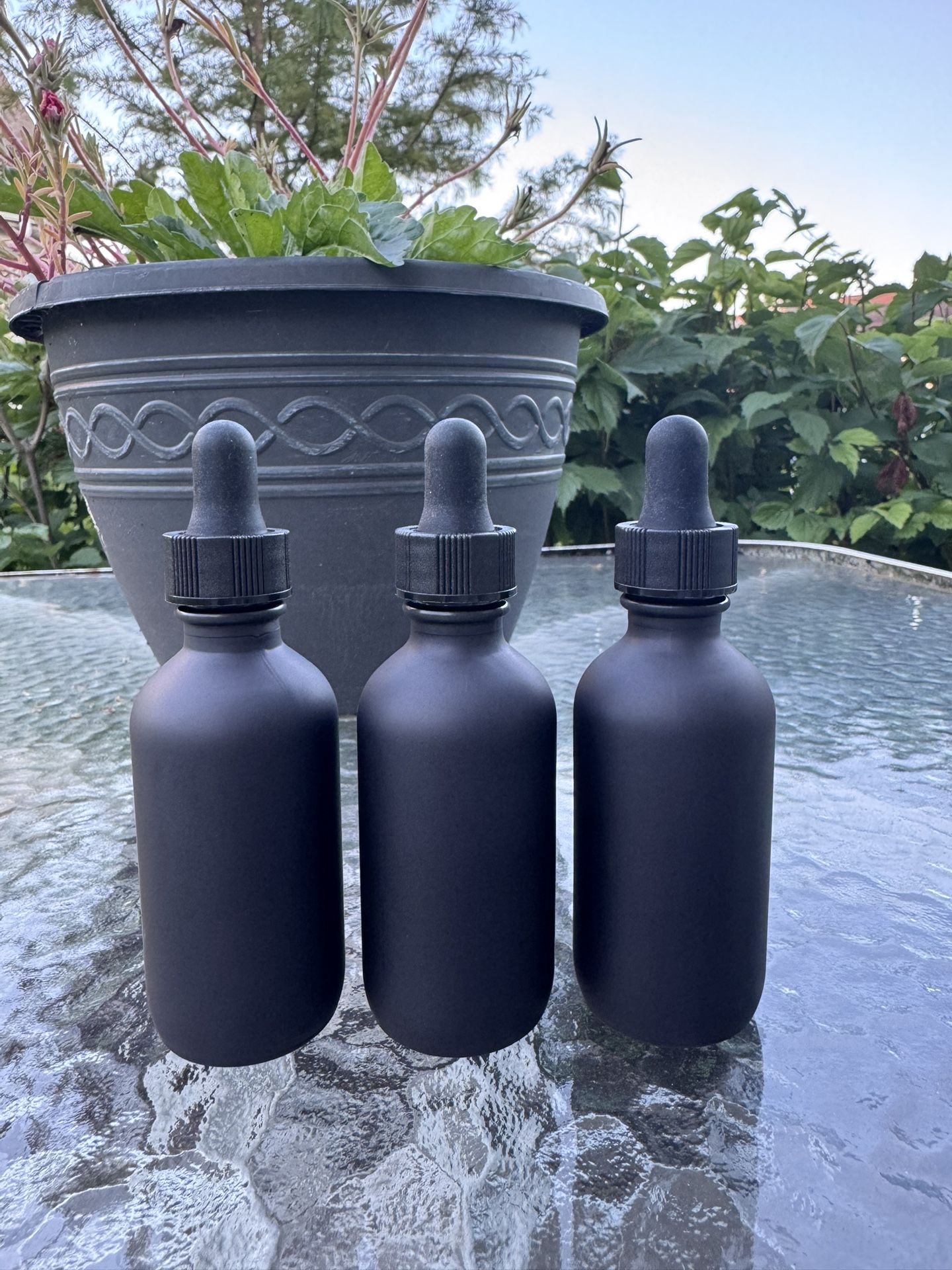 100pcs Matte Black Glass Dropper Bottles – 2oz/60ml with Pipettes (NEW)