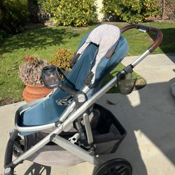 Uppababy Vista V2 And Nuna Seat