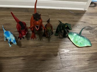 Dinosaur Toy Set