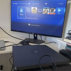 PS4 Slim 500GB + Controller