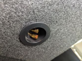 Kicker 10in subwoofers