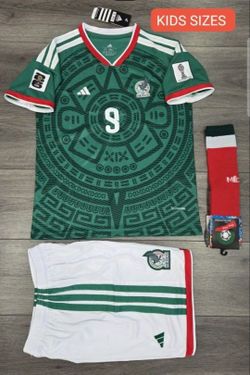 KIDS MEXICO WORLD CUP SOCCER JERSEY.