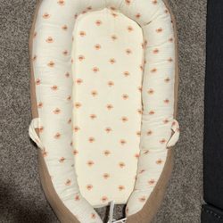 Baby Lounger