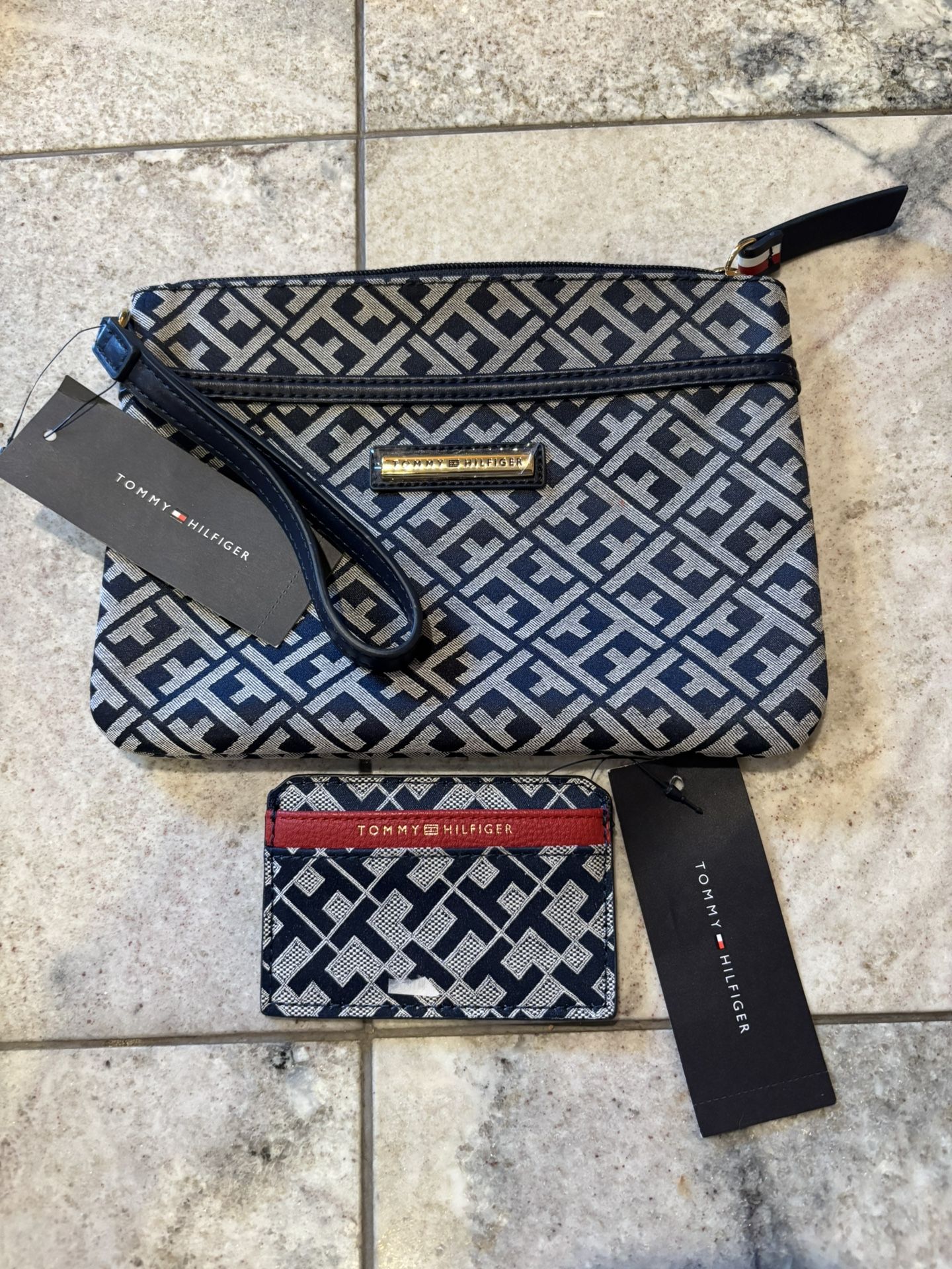 Tommy Hilfiger New Wallet and Wristlet coin purse bag set