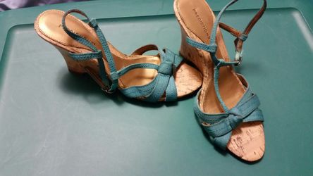 Teal wedges