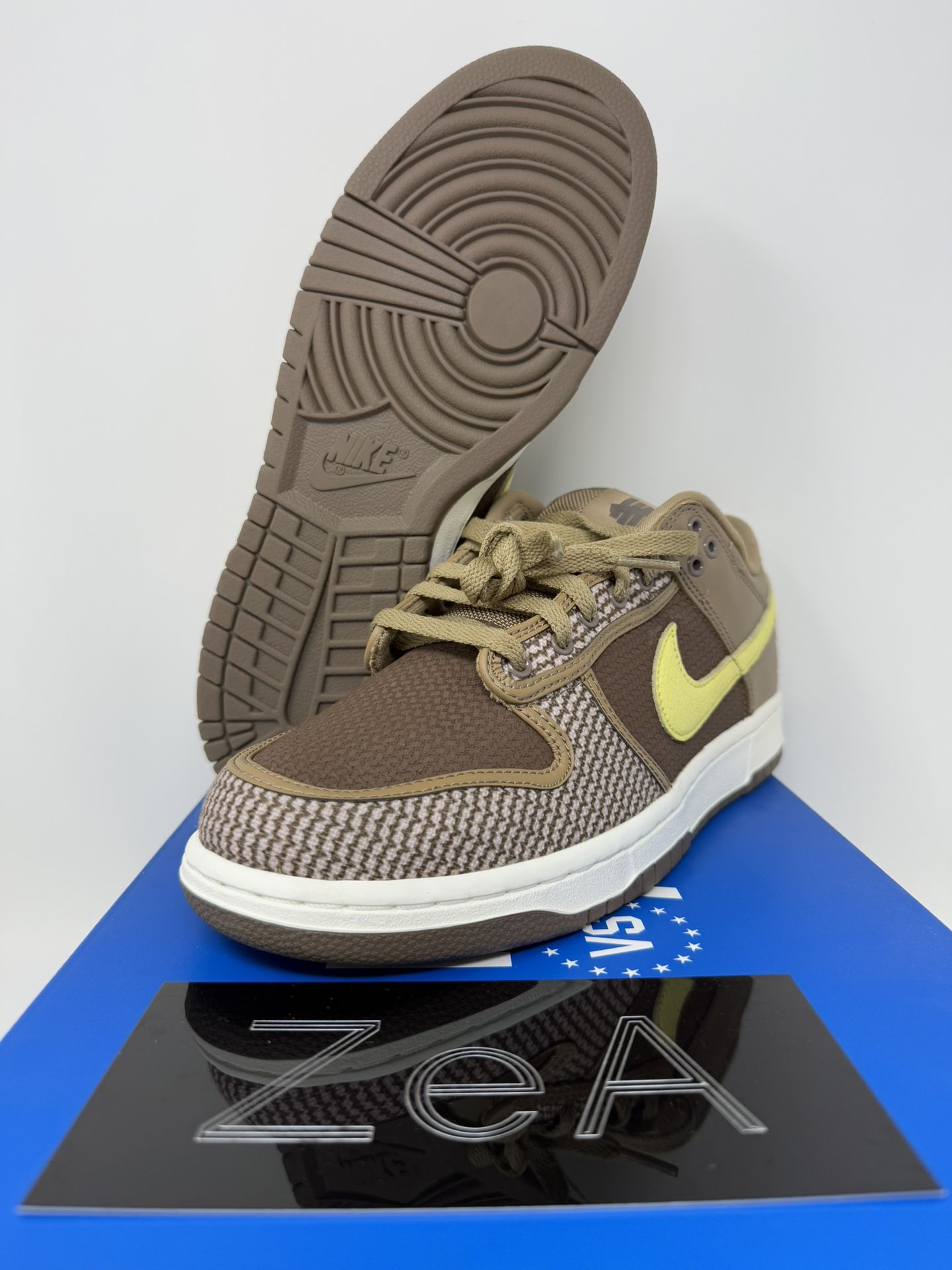 Undefeated Dunks Brown Nike Dunk Low Undefeated Canteen Size Men