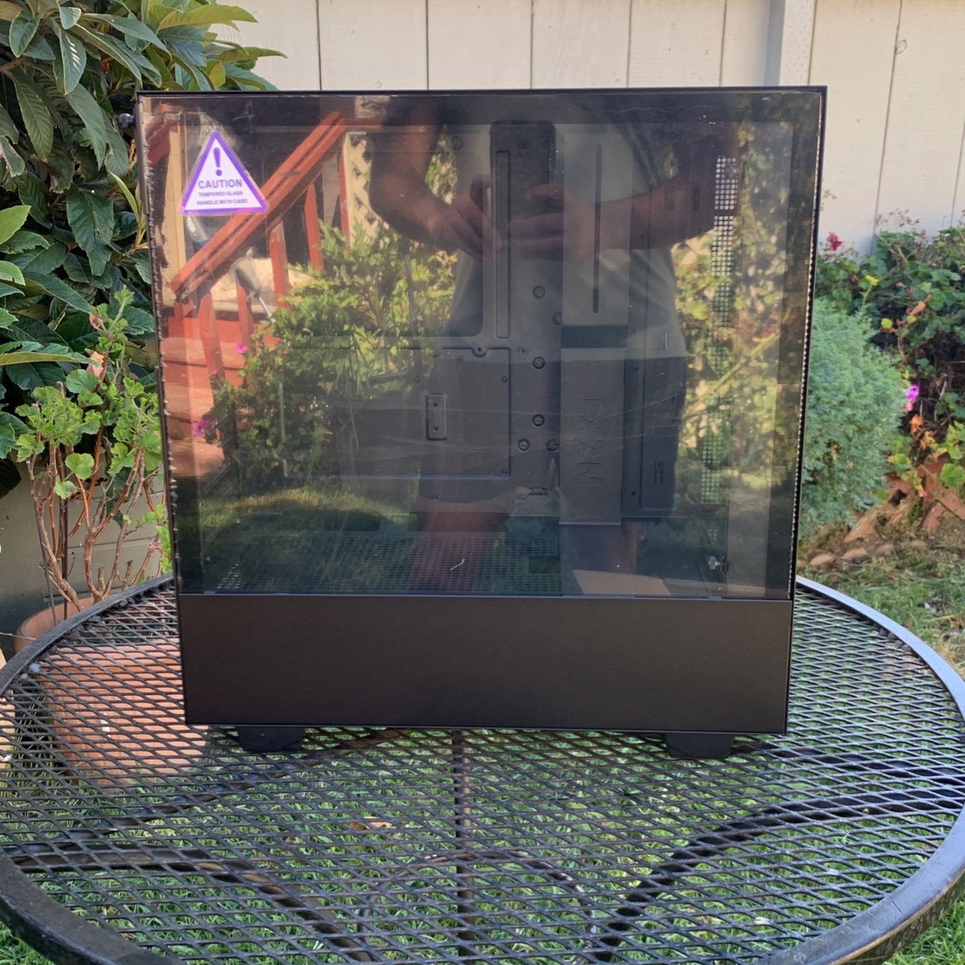 NZXT H510i Premium Mid-tower Atx Case Matte Black
