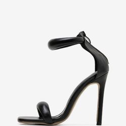 Size 8- 38 Black Heels 
