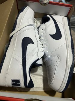 Nike Big Low Sneakers (Size 12)
