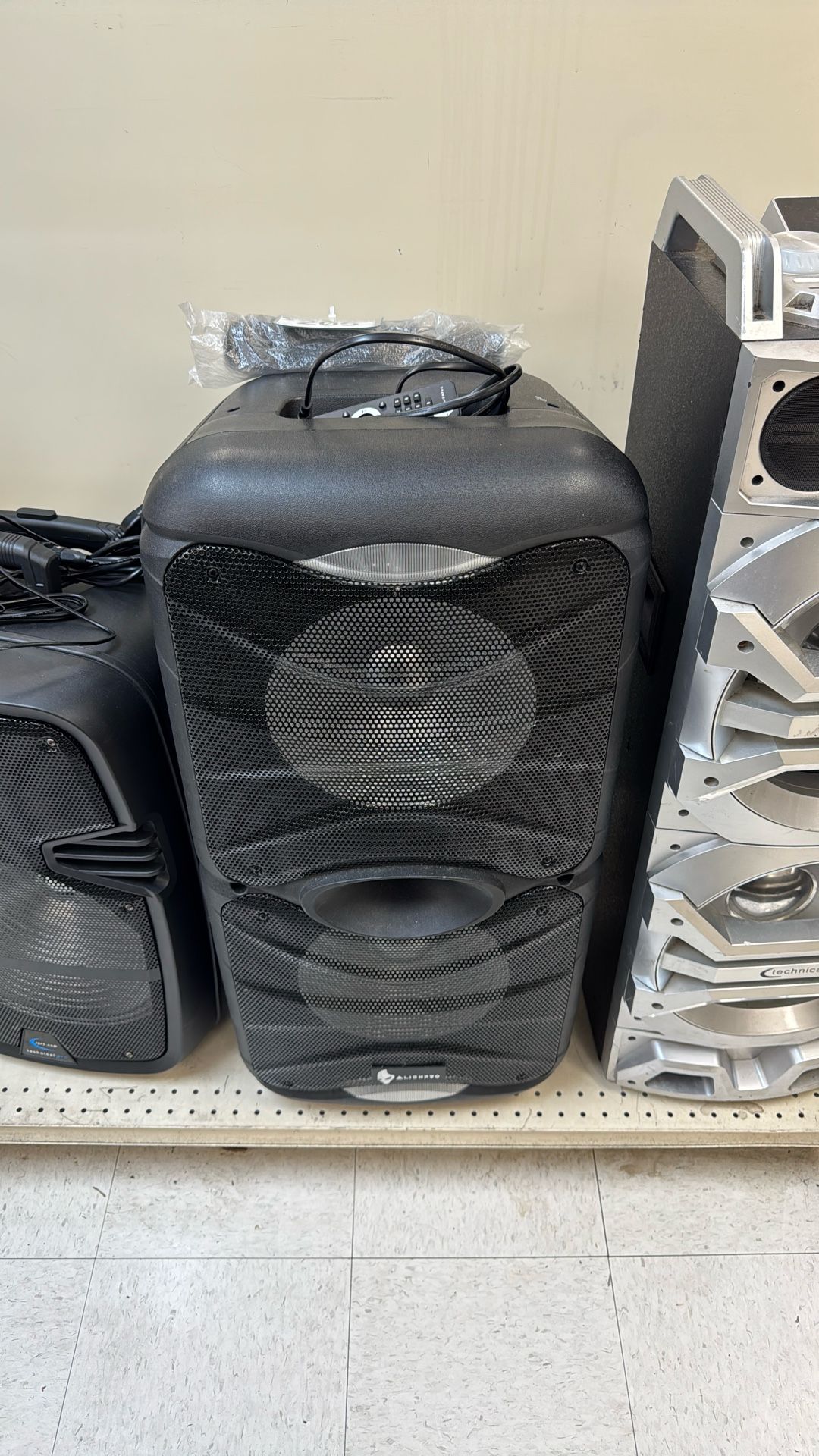Lienpro Karaoke BT Speaker