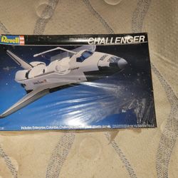 Vintage Space Shuttle Challenger Model