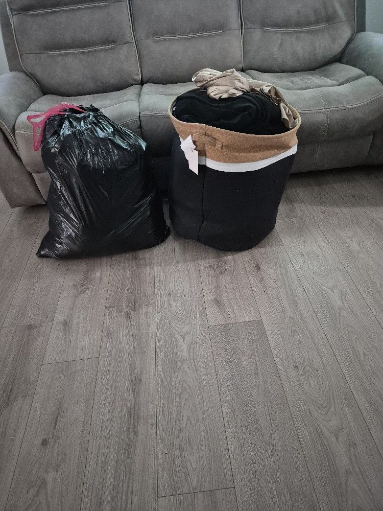 Huge Bundle Of Mixed Clothing!!